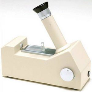 CLINICAL REFRACTOMETER